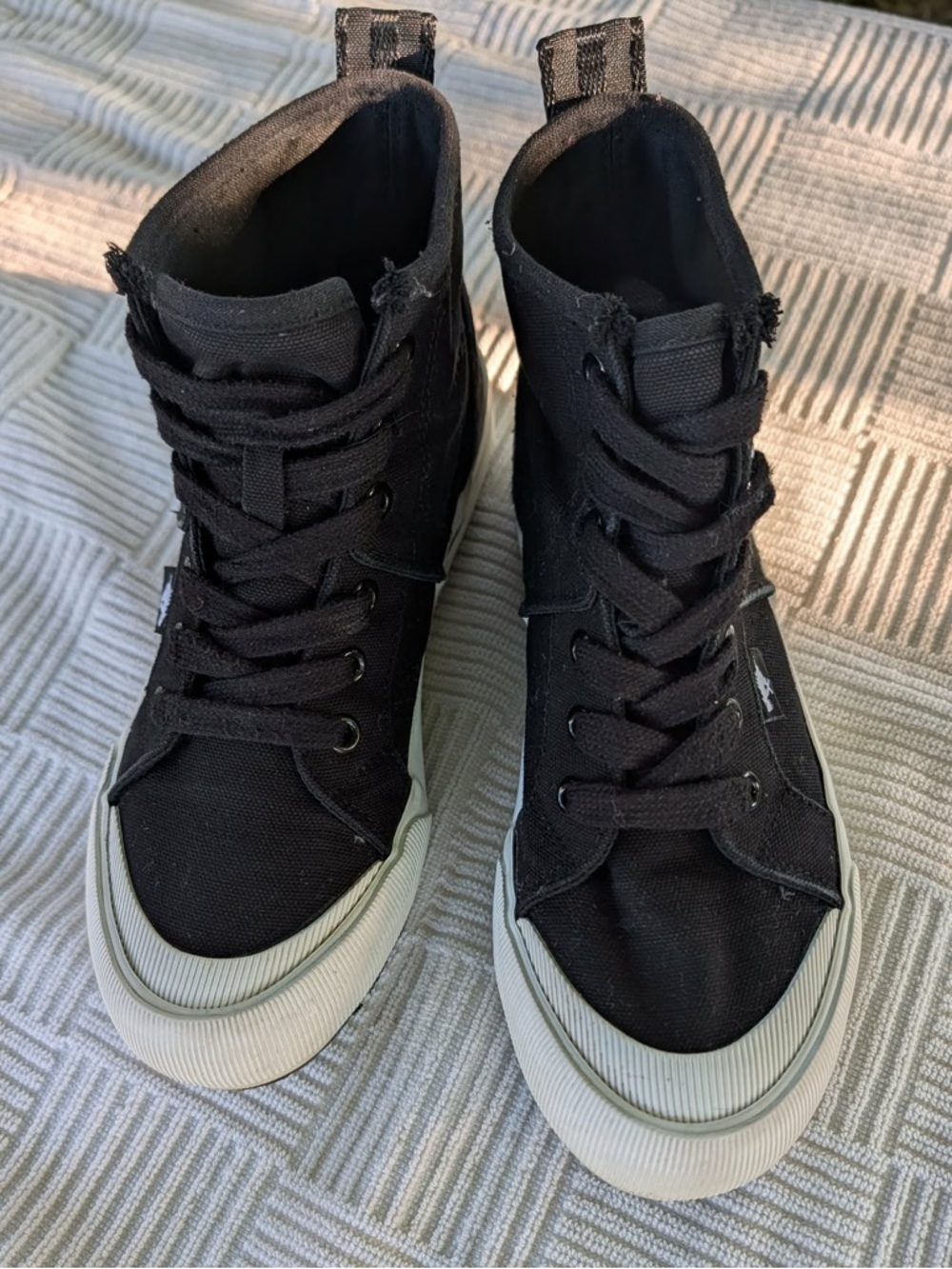 Rocket Dog Black High-Top Canvas Sneakers with White Sole